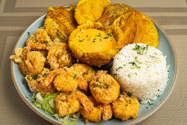 Camarones Empanizados.
